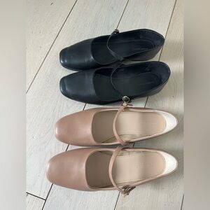 SOLD- Banana Republic Mary Jane flats in black and tan